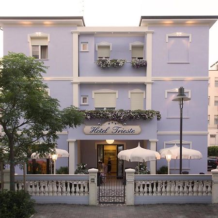 Hotel Trieste Cesenatico Kültér fotó