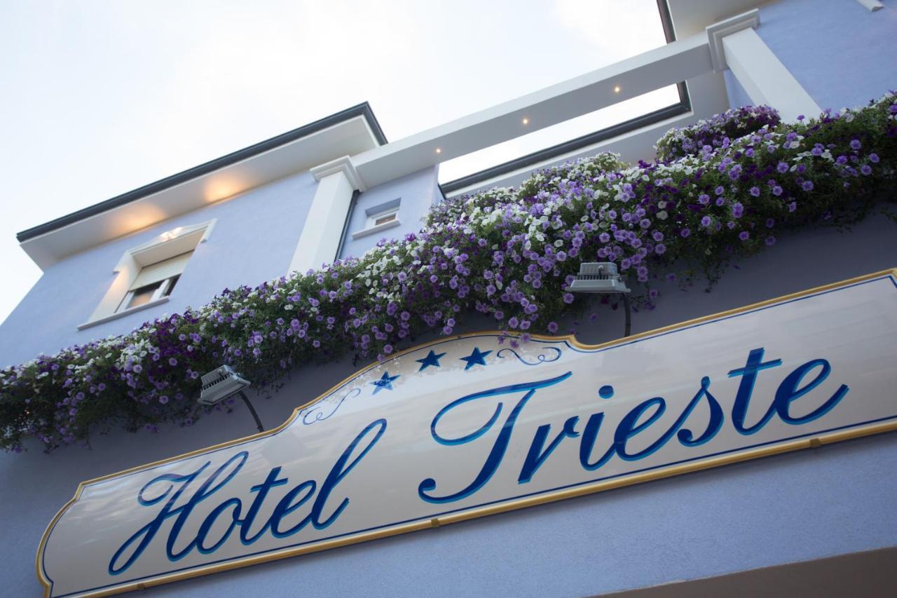 Hotel Trieste Cesenatico Kültér fotó